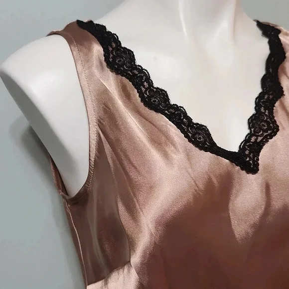 Sheri Martin Women’s Vintage Champagne Satin Tank Top - Picture 5 of 10